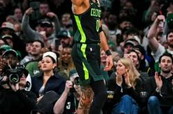 凯尔特人复出首战，命运悬念状态火爆，西亚卡姆成为焦点！